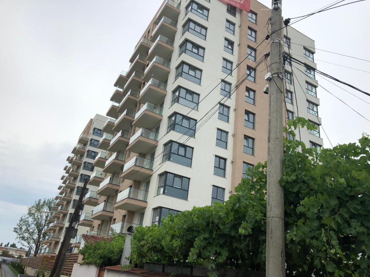 Luxury Westpark 2-Room Apartment Lakeview W5 Bukarest Exteriör bild
